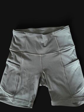 High-Waist Performance Bike Shorts in slate Gray